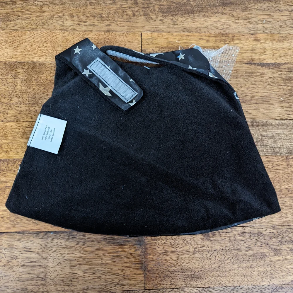 *NWT* Moon & Star Cape Pet Costume